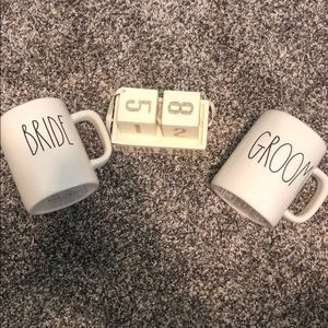 Bride/Groom Mugs and Countdown